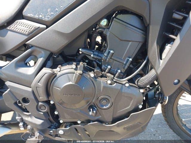 2024 HONDA XL750 8