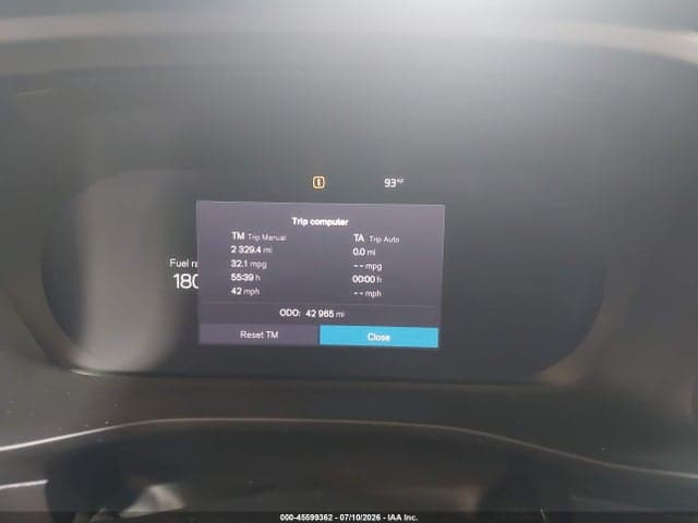 2023 VOLVO XC40 B5 PLUS BRIGHT THEME 7