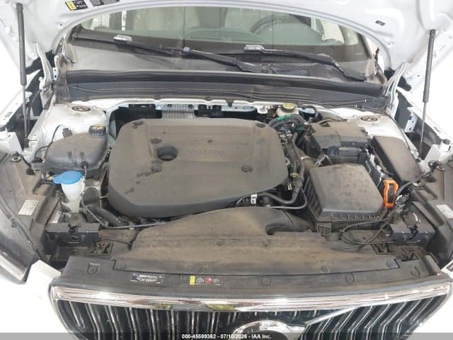 2023 VOLVO XC40 B5 PLUS BRIGHT THEME 10