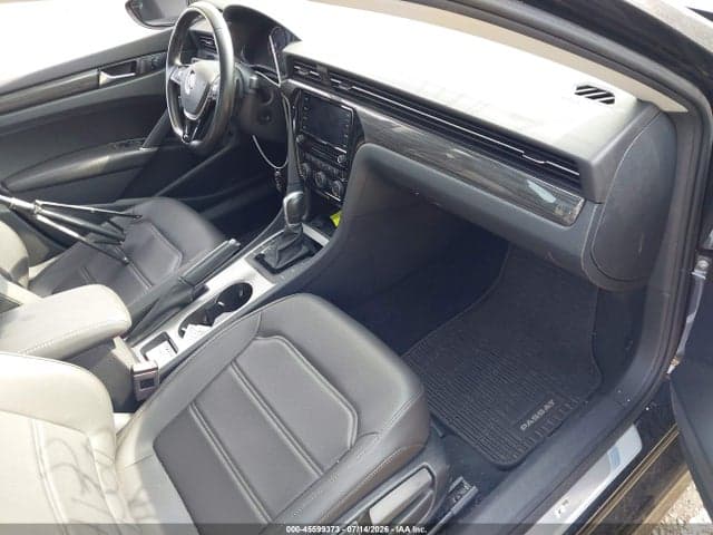 2020 VOLKSWAGEN PASSAT 2.0T R-LINE 5