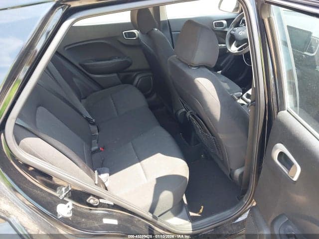 2020 HYUNDAI VENUE SE 8