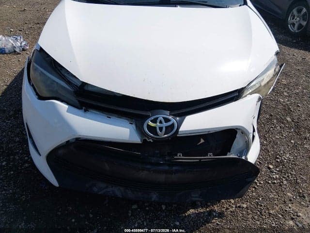 2018 TOYOTA COROLLA LE 18