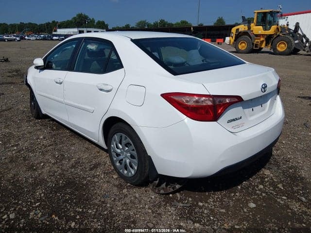 2018 TOYOTA COROLLA LE 3