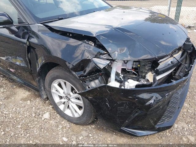 2025 TOYOTA CAMRY LE 18