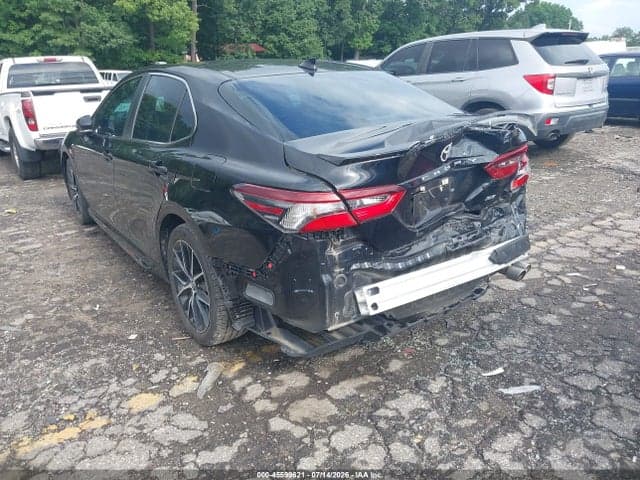 2023 TOYOTA CAMRY SE 3