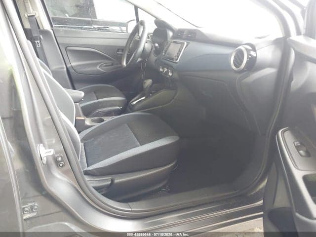 2025 NISSAN VERSA 1.6 SV 5