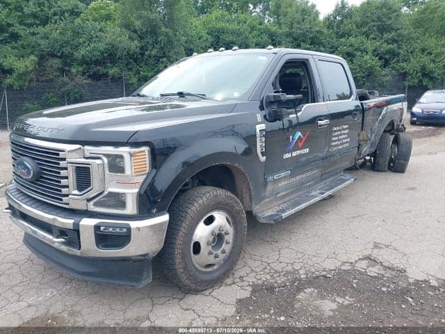 2020 FORD F-350 LARIAT 2