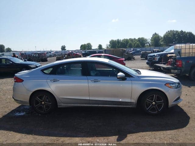 2017 FORD FUSION SE 13