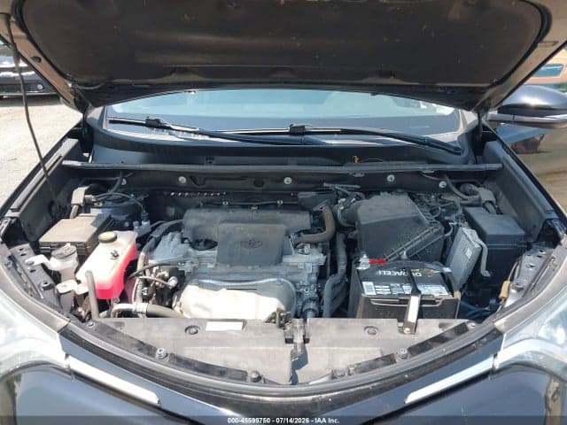 2017 TOYOTA RAV4 XLE 10