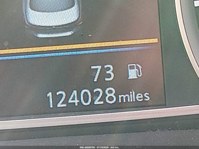 2019 NISSAN SENTRA SR 15