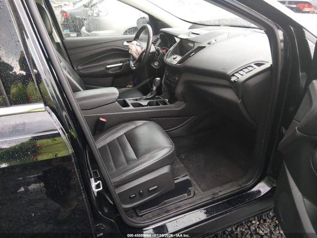 2017 FORD ESCAPE SE 5
