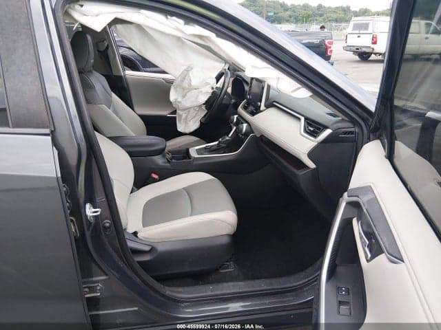 2020 TOYOTA RAV4 LIMITED 5