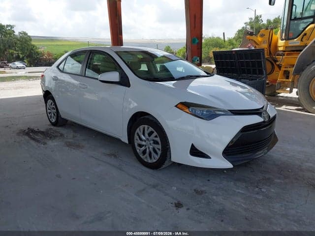 2019 TOYOTA COROLLA LE 1