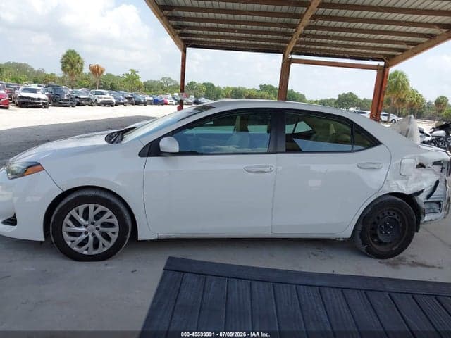 2019 TOYOTA COROLLA LE 14