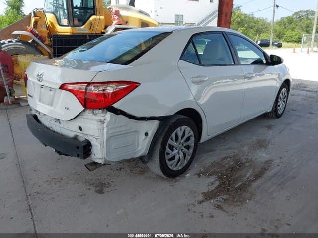 2019 TOYOTA COROLLA LE 4