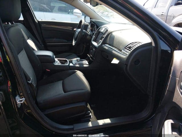 2022 CHRYSLER 300 TOURING 5