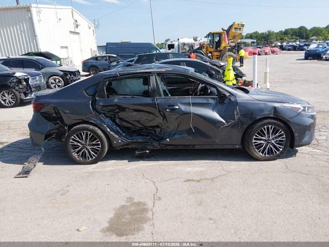2024 KIA FORTE GT-LINE 13