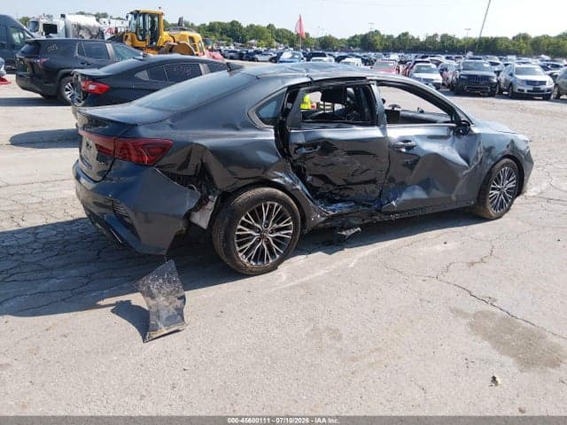 2024 KIA FORTE GT-LINE 4