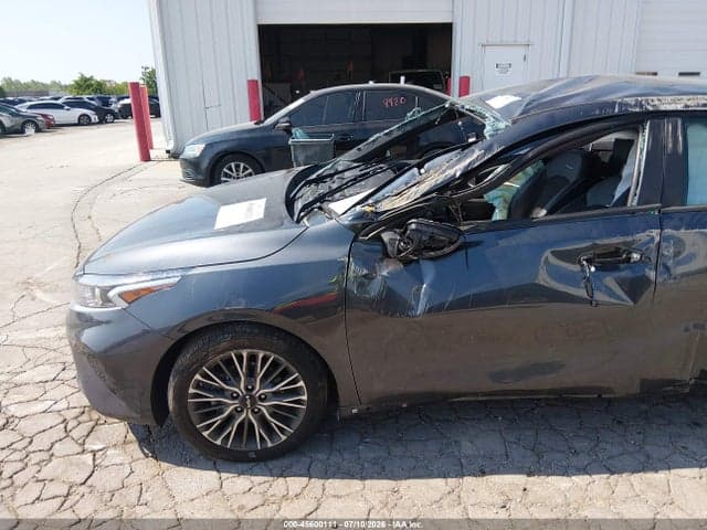 2024 KIA FORTE GT-LINE 6