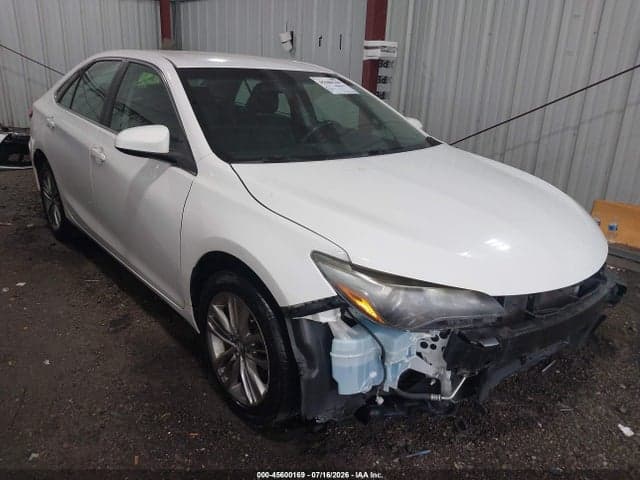 2017 TOYOTA CAMRY SE - 1