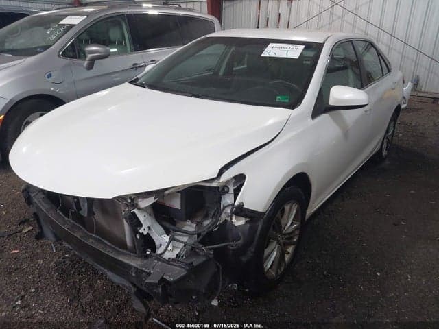 2017 TOYOTA CAMRY SE 2
