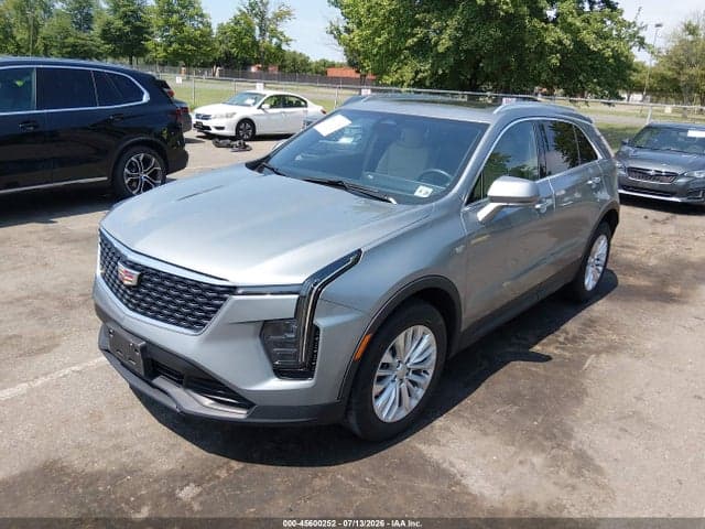 2024 CADILLAC XT4 FWD LUXURY 2