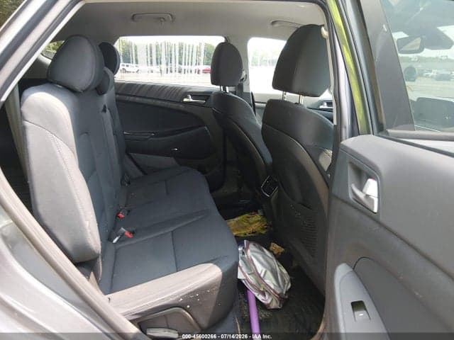 2021 HYUNDAI TUCSON SPORT 8