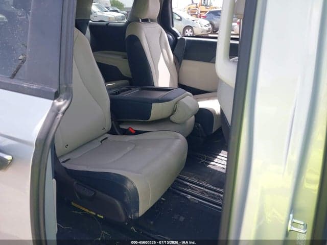 2026 KIA CARNIVAL MPV EX 8