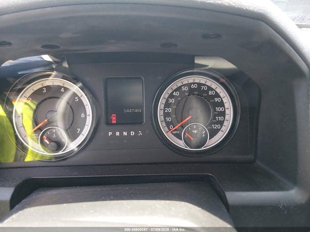 2017 RAM 1500 TRADESMAN 4X2 8' BOX 7