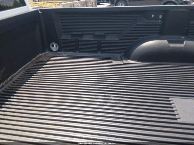2017 RAM 1500 TRADESMAN 4X2 8' BOX 8