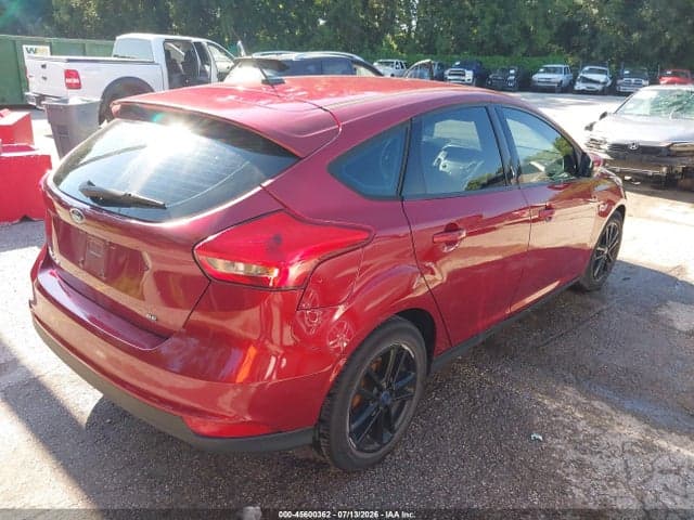 2017 FORD FOCUS SE 4
