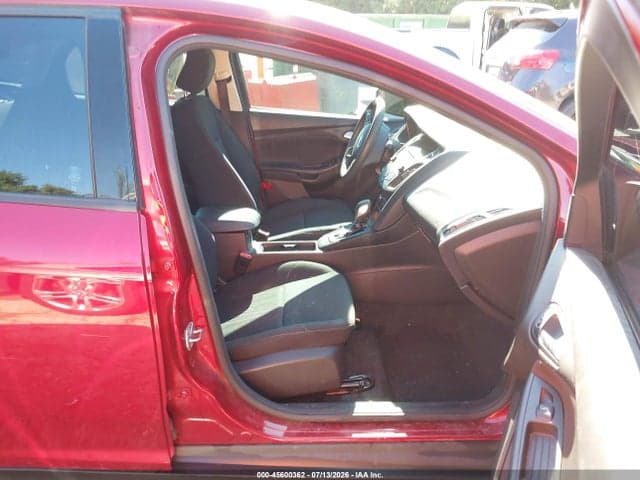 2017 FORD FOCUS SE 5