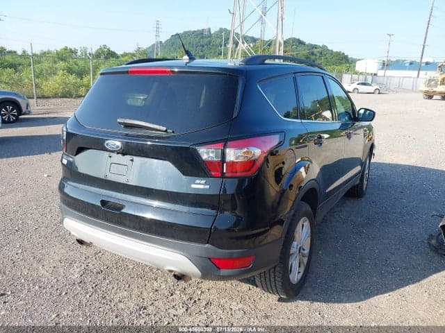 2018 FORD ESCAPE SE 4