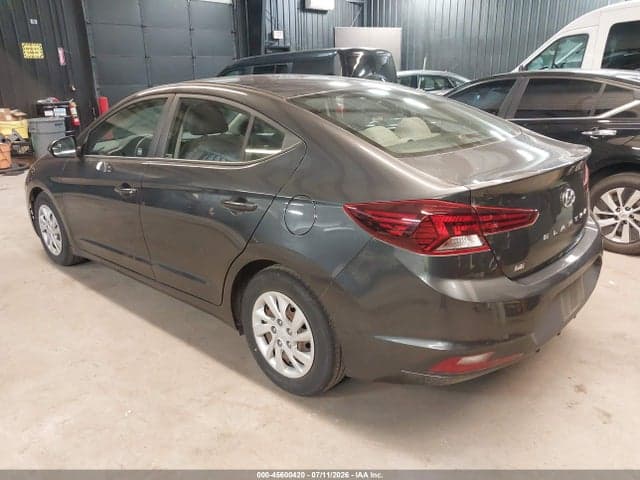 2020 HYUNDAI ELANTRA SE 3