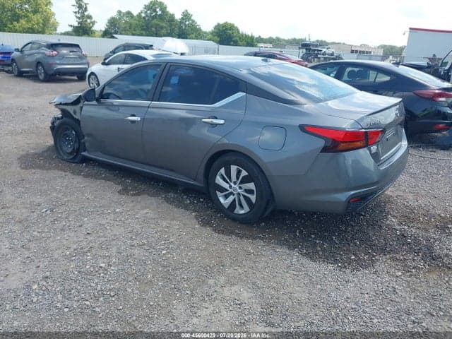 2025 NISSAN ALTIMA S FWD 3