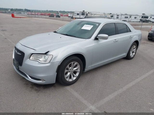 2019 CHRYSLER 300 TOURING 2