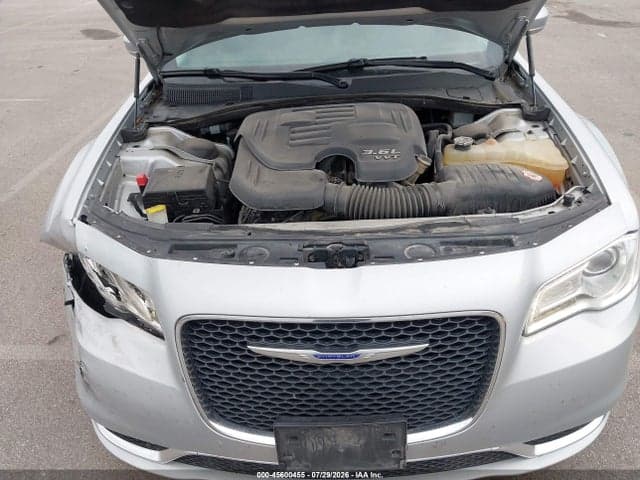2019 CHRYSLER 300 TOURING 10