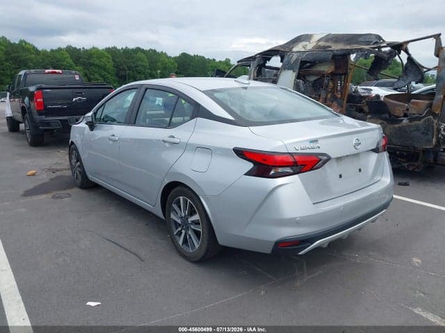 2021 NISSAN VERSA SV XTRONIC CVT 3