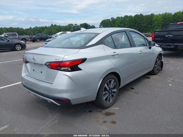 2021 NISSAN VERSA SV XTRONIC CVT 4