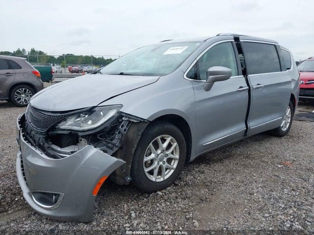 2020 CHRYSLER PACIFICA TOURING L 2