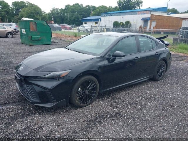 2025 TOYOTA CAMRY SE 2