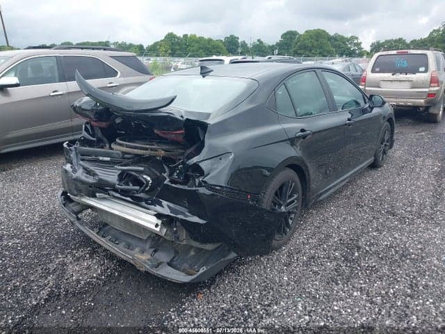 2025 TOYOTA CAMRY SE 4