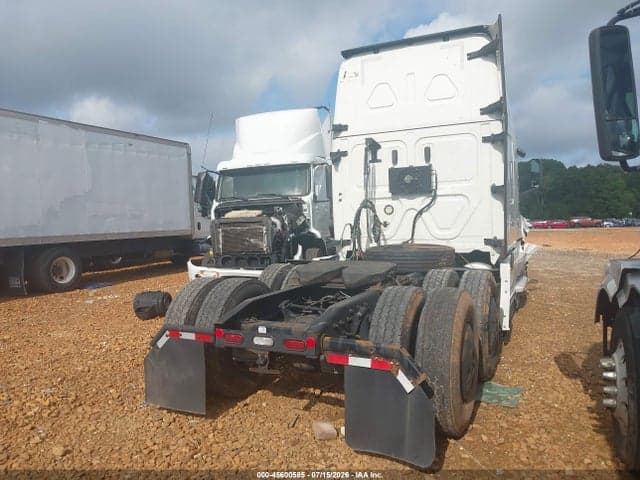 2022 FREIGHTLINER NEW CASCADIA 126 3