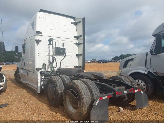 2022 FREIGHTLINER NEW CASCADIA 126 4