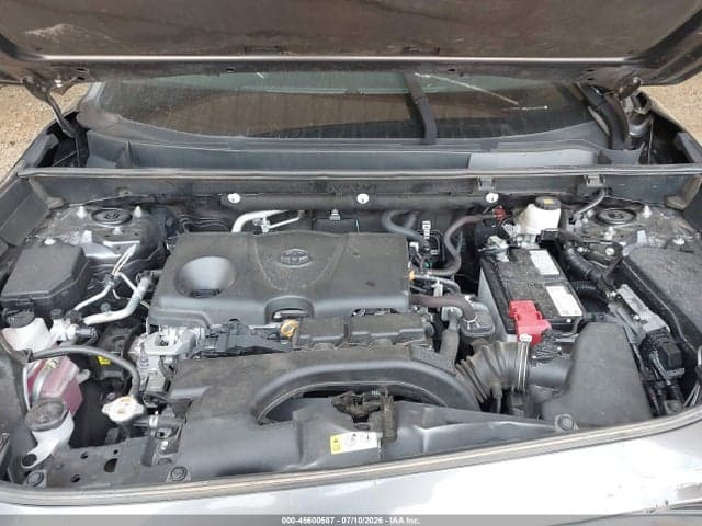 2021 TOYOTA RAV4 XLE 10