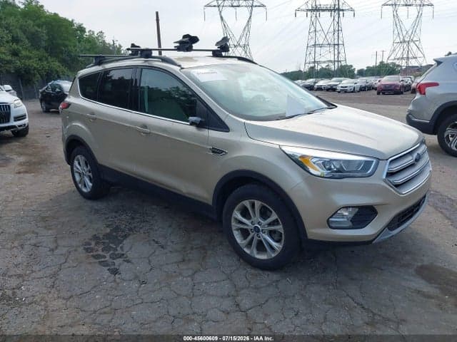 2017 FORD ESCAPE SE 1
