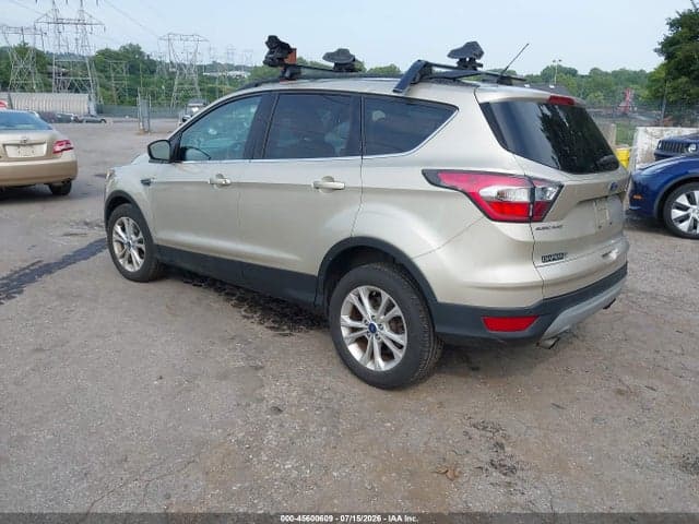 2017 FORD ESCAPE SE 3
