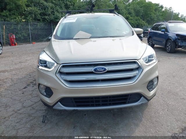 2017 FORD ESCAPE SE 6