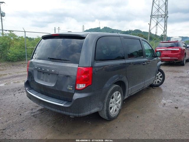 2019 DODGE GRAND CARAVAN SE 4