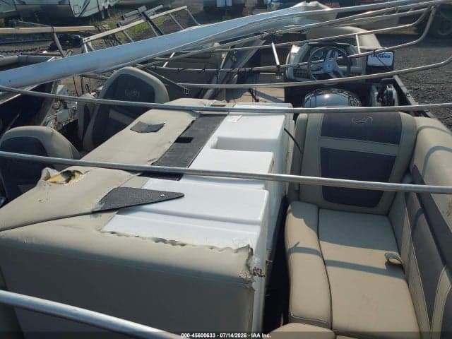 2023 BARLETTA PONTOON 5